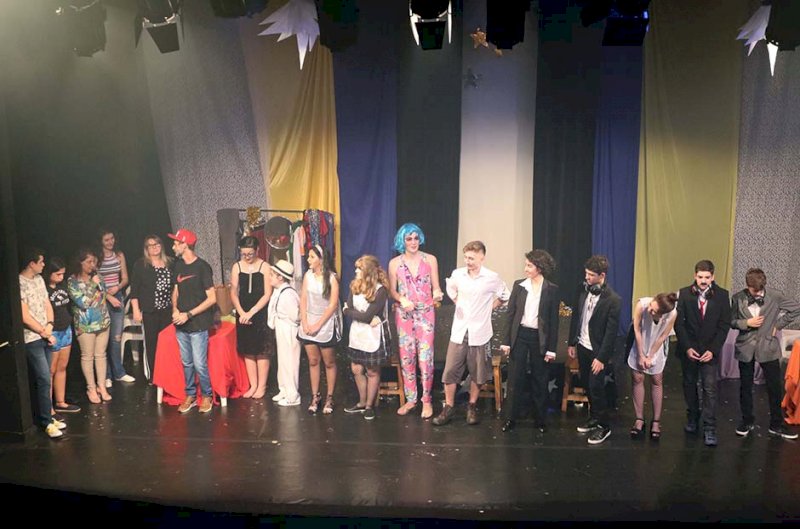 Teatro - As Malcriadas
