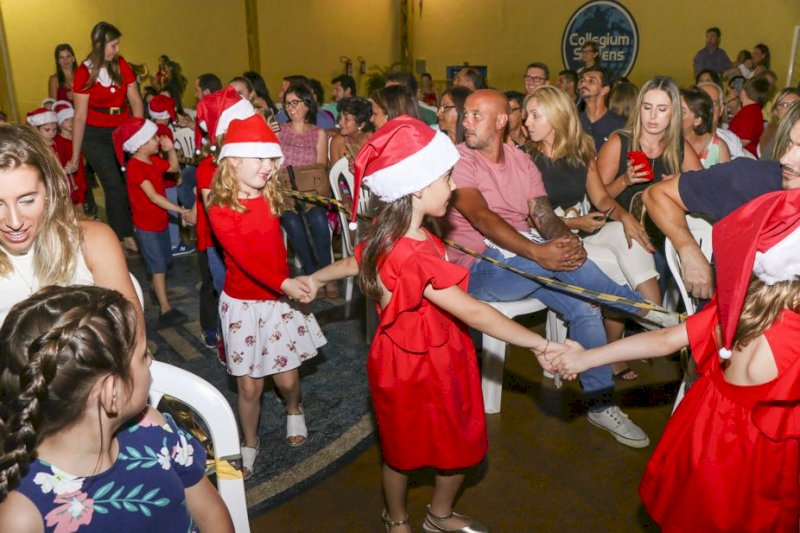 Coral de Natal Sapiens