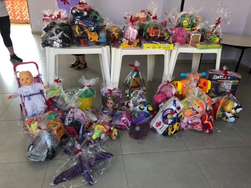 Dia das Crianças. Doações de Brinquedos para a Creche Divina Providência em São Carlos
