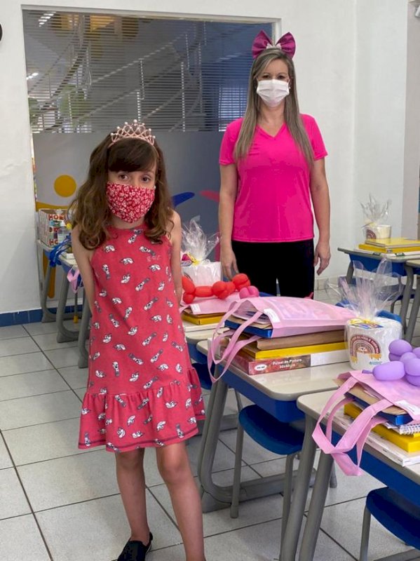 Dia das crianças na Educação Infantil e entrega dos kits para o Fundamental 1 - São Carlos
