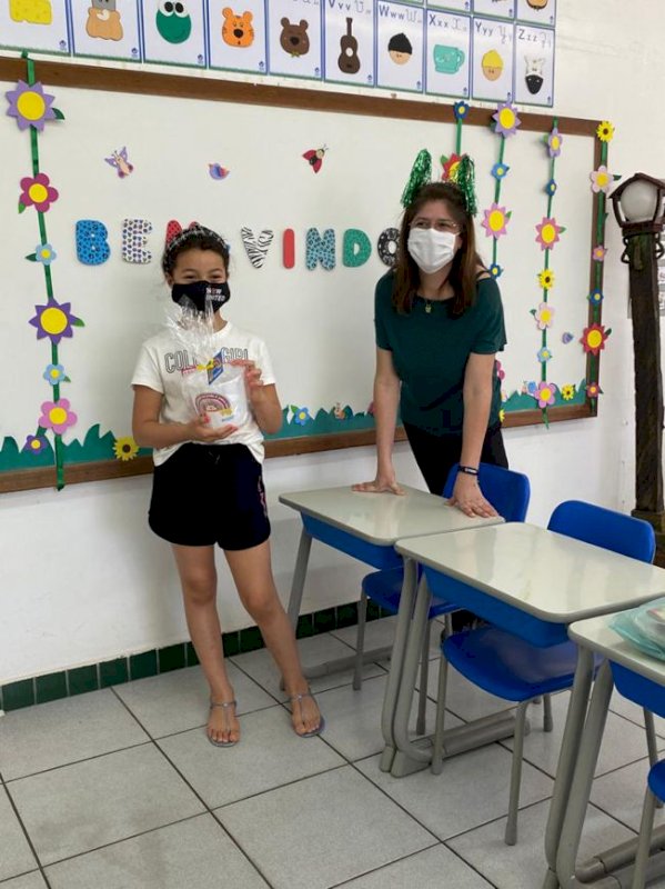 Dia das crianças na Educação Infantil e entrega dos kits para o Fundamental 1 - São Carlos