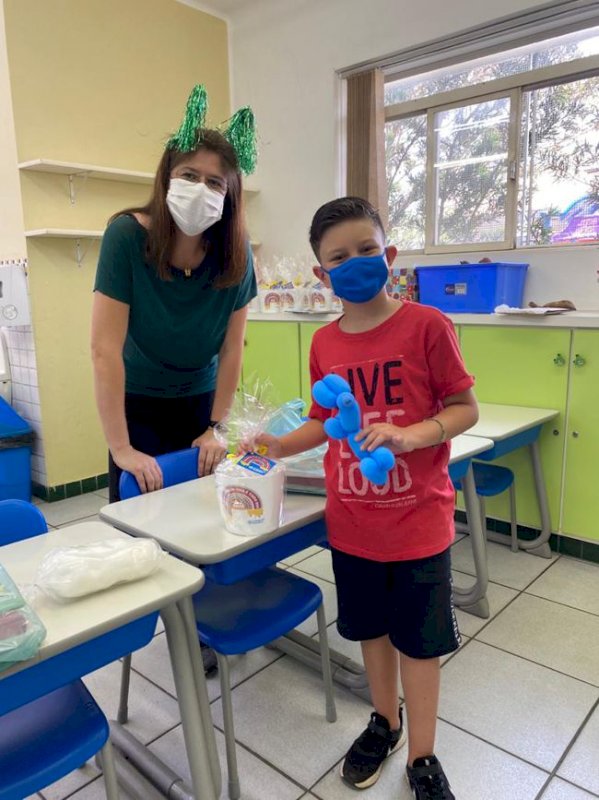 Dia das crianças na Educação Infantil e entrega dos kits para o Fundamental 1 - São Carlos
