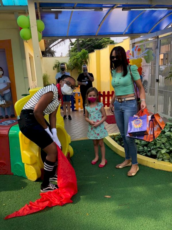 Dia das crianças na Educação Infantil e entrega dos kits para o Fundamental 1 - São Carlos